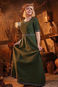 Mittelalter Kleid Erminberga