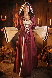 Mittelalter Kleid mit Trompetenrmel, ohne Kapuze